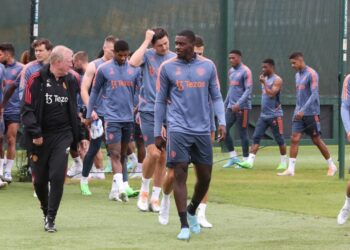 Manchester United Sues Club to Court