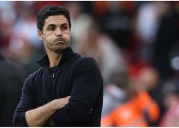 Arsenal in Trouble as Top Player Suffers Knee Injury