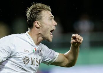 Rasmus Hojlund Shines in Napoli Debut